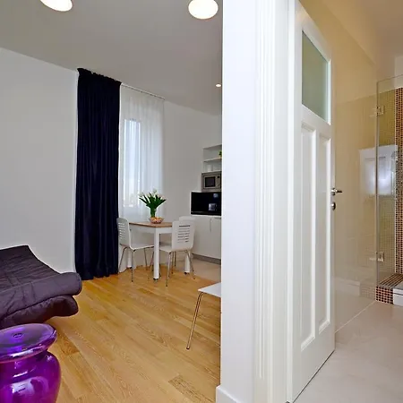 Apartment Vita *